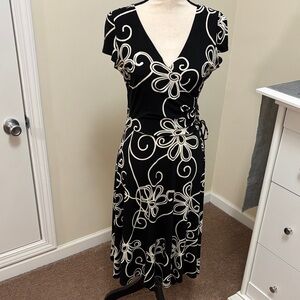 Dress Barn Black and White Swirl Asymmetrical Faux Wrap Dress size 10